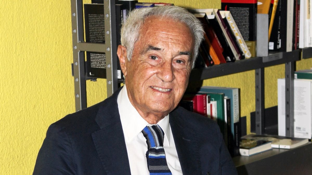 Muere el mítico periodista José María Carrascal, innovador de las madrugadas