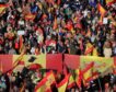 Cientos de miles de personas protestan en Madrid contra la cesiones de Pedro Sánchez