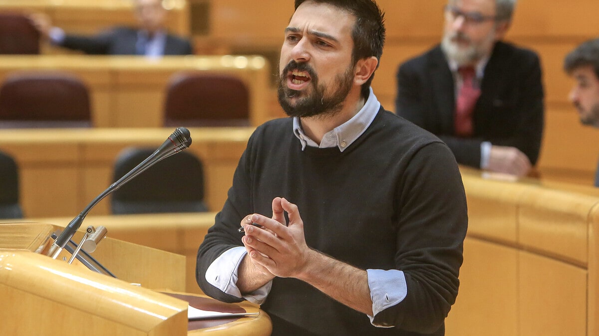 Ramón Espinar carga contra la estrategia de Podemos: «Cavan una tumba más honda»