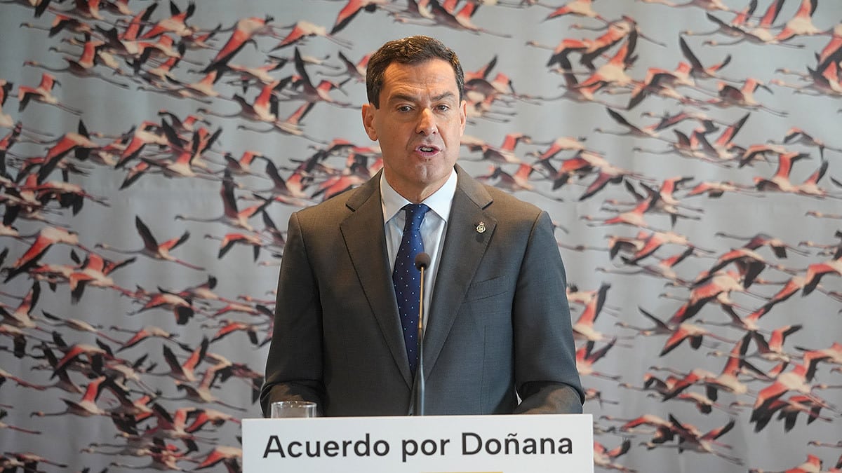 Juanma Moreno: «Se van a invertir 1.400 millones de euros en Doñana»