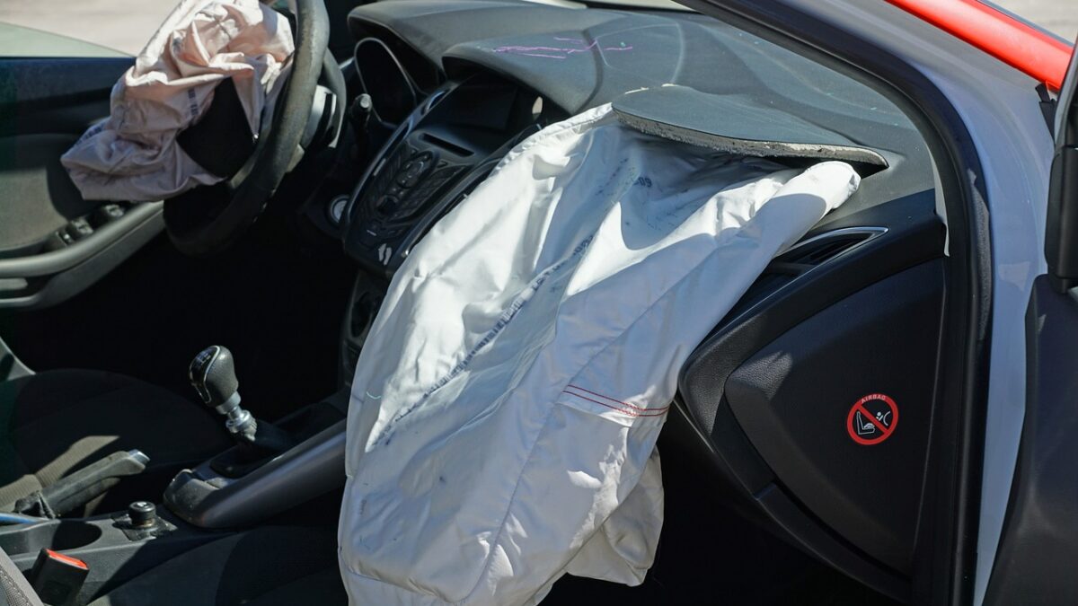 La OCU alerta de airbags defectuosos en modelos Seat: comprueba si es el tuyo