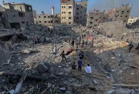 El Ejército de Israel mata a decenas de palestinos en nuevos bombardeos contra Gaza