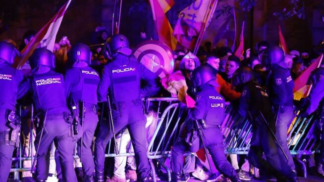 Temor en la Policía a más recortes en los antidisturbios tras reducirlos en Ceuta y Melilla