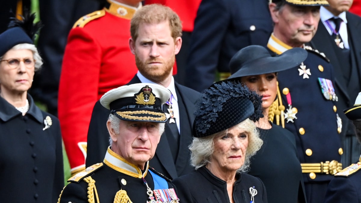 Carlos III cumple 75 años: el detalle que deja entrever su mala relación con el príncipe Harry