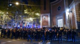 La Policía impide que los manifestantes corten Ferraz al no haber sido notificada la protesta