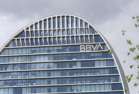 BBVA invierte otros 687 millones y ya ha ejecutado el 68,7% de la recompra de acciones