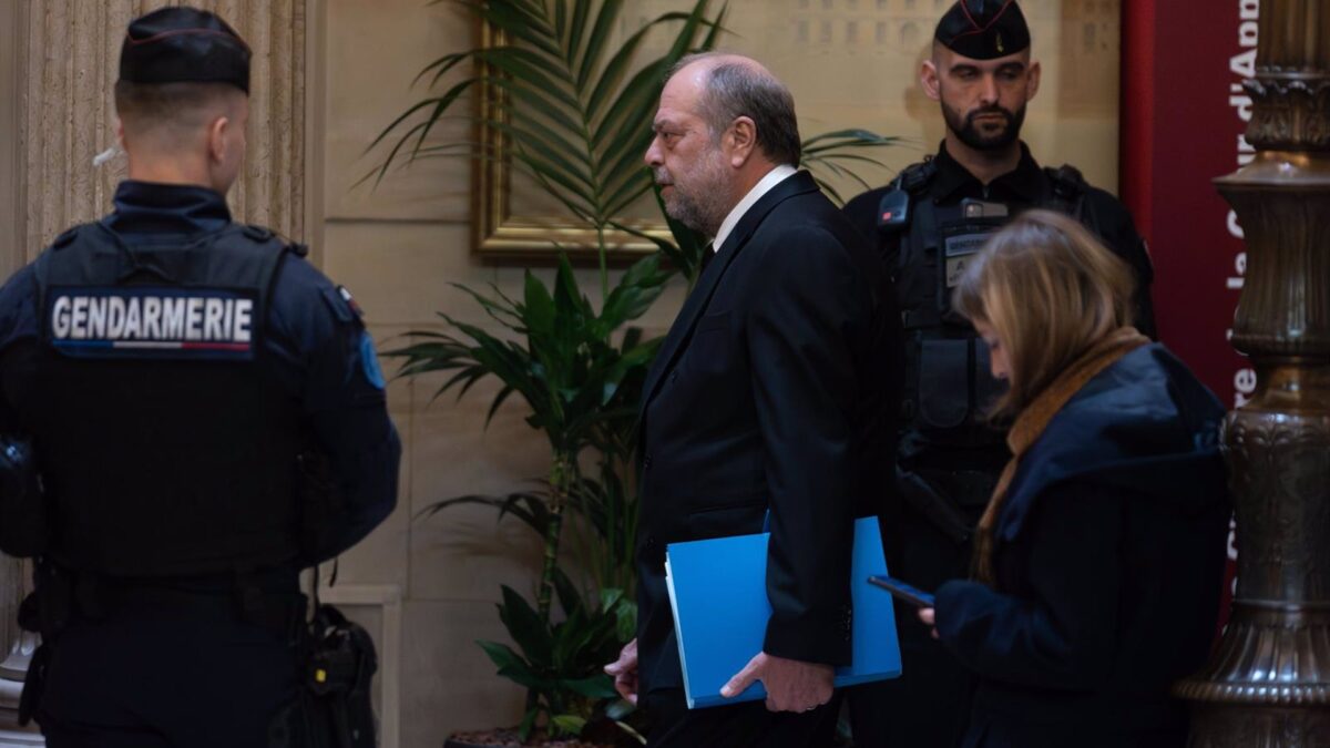 La Fiscalía francesa pide cárcel para el ministro de Justicia por su ‘vendetta’ contra tres jueces