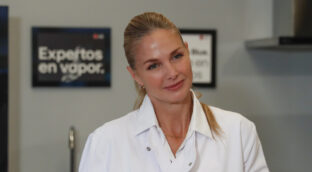 Genoveva Casanova vuelve a la vida pública y a la televisión tras el escándalo con Federico