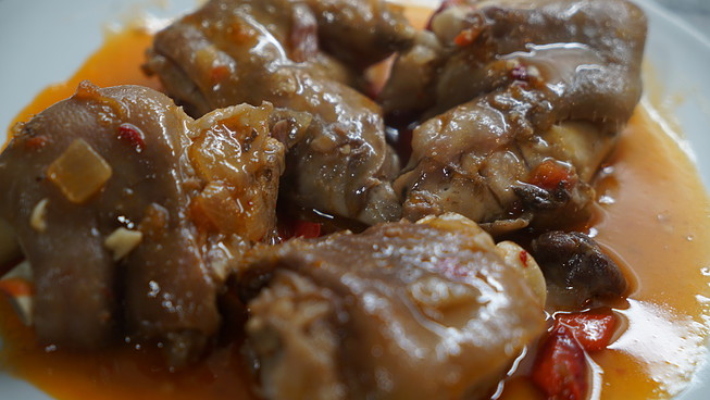 Qué comer en Valladolid: no olvides probar las manitas de cerdo rellenas