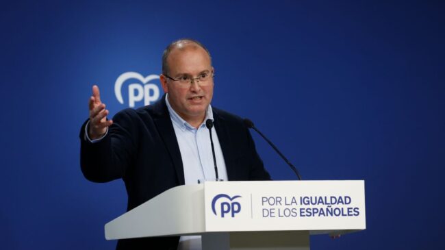 El PP cree que Pedro Sánchez debería irse de España «en un maletero» por humillar al país