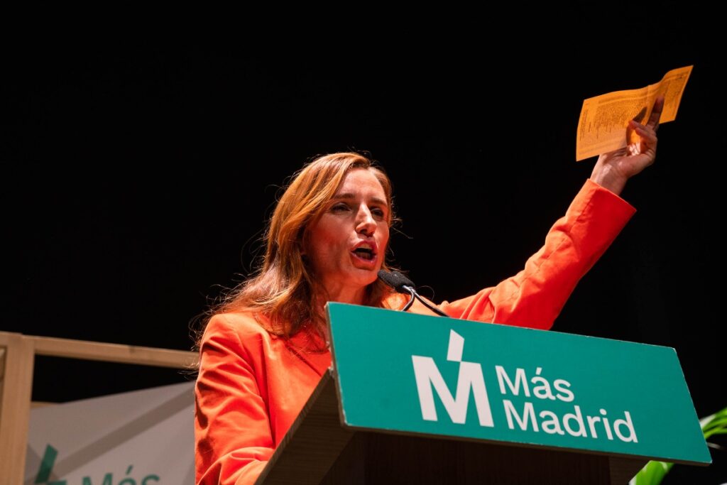 Mónica García en el acto de cierre de campaña de Más Madrid para las elecciones autonómicas
