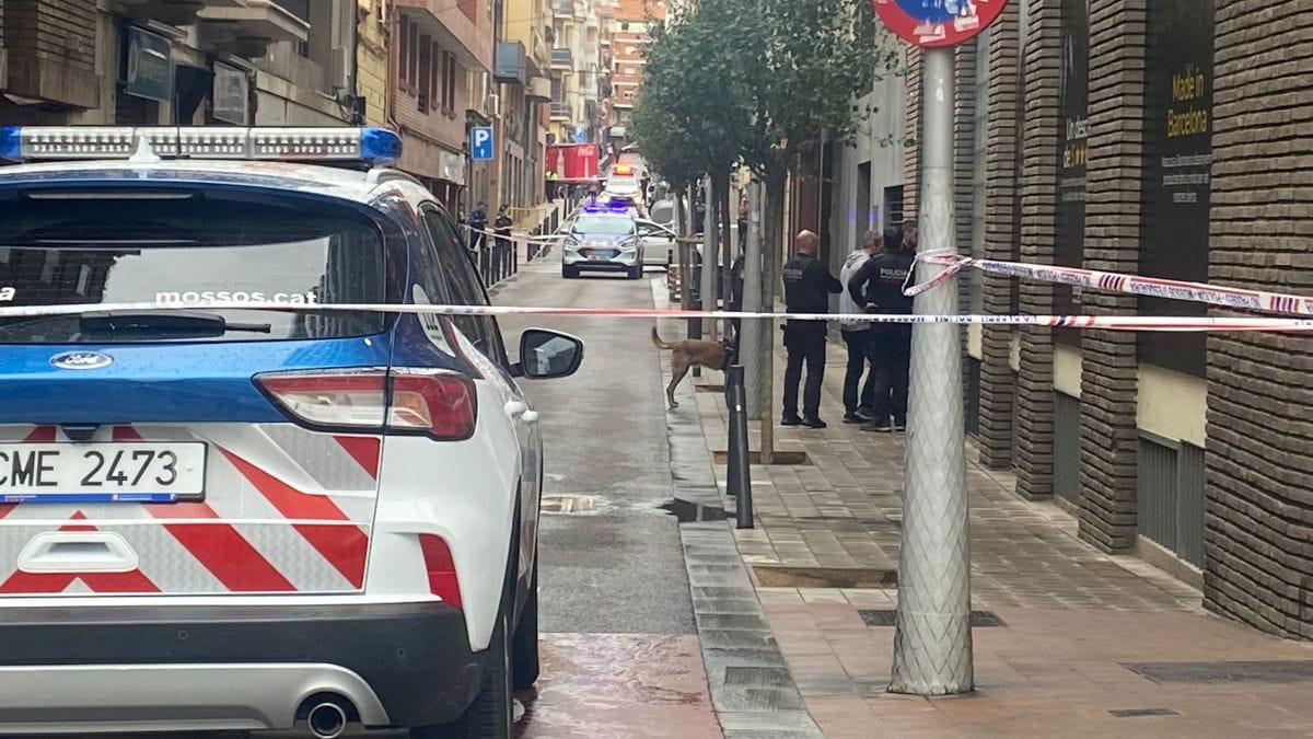 Una amenaza de bomba obliga a desalojar la sede de Vox en Barcelona