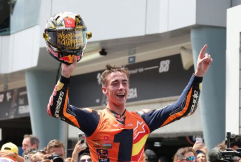El español Pedro Acosta, campeón del mundo de Moto2