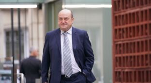 El PNV negocia con el Gobierno tener un puesto en la Comisión de la Competencia