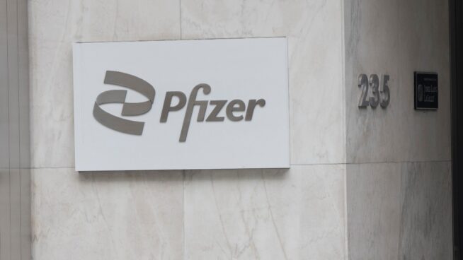Una decisión sobre la patente ARN de Moderna pone en peligro su juicio con Pfizer