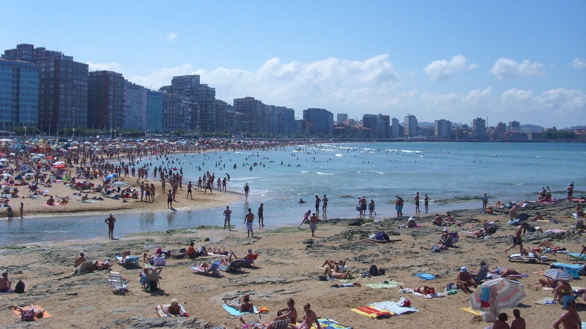 España se encamina a cerrar un año récord tras recibir 75 millones de turistas hasta octubre