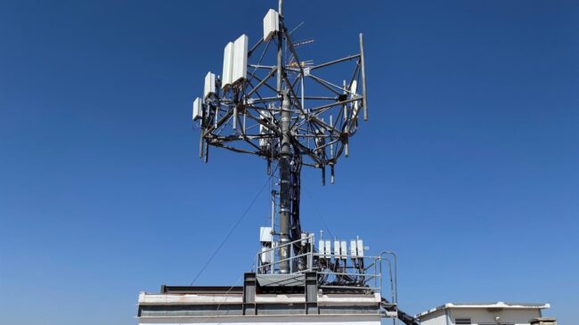 Moncloa compra medidores para vigilar la radiación 5G porque los actuales fallan