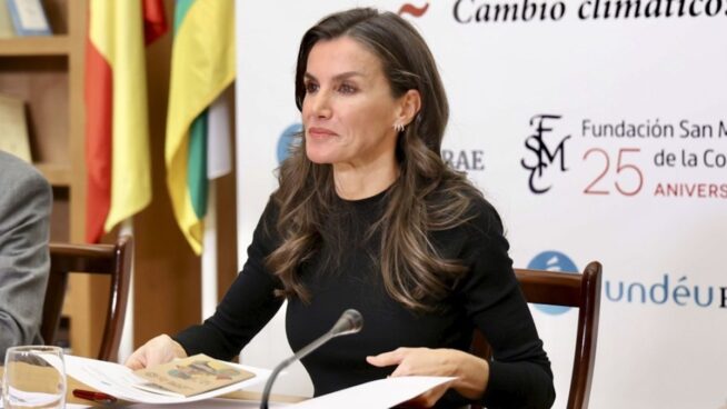 Polémica en redes por el apoyo de la reina Letizia al decrecimiento y los «bioeconomistas»