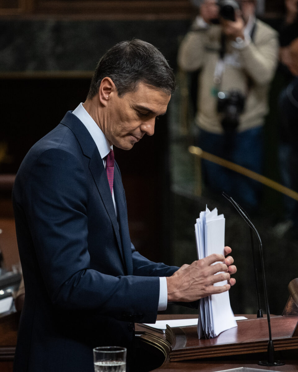 La primera jornada del debate de investidura de Pedro Sánchez, en imágenes