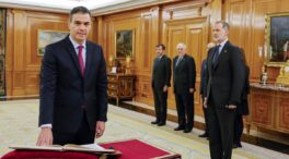 Sánchez promete su cargo de presidente ante el Rey y la Constitución en la Zarzuela