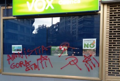 La sede de Vox en Cuenca aparece con pintadas a favor de ETA y de la amnistía