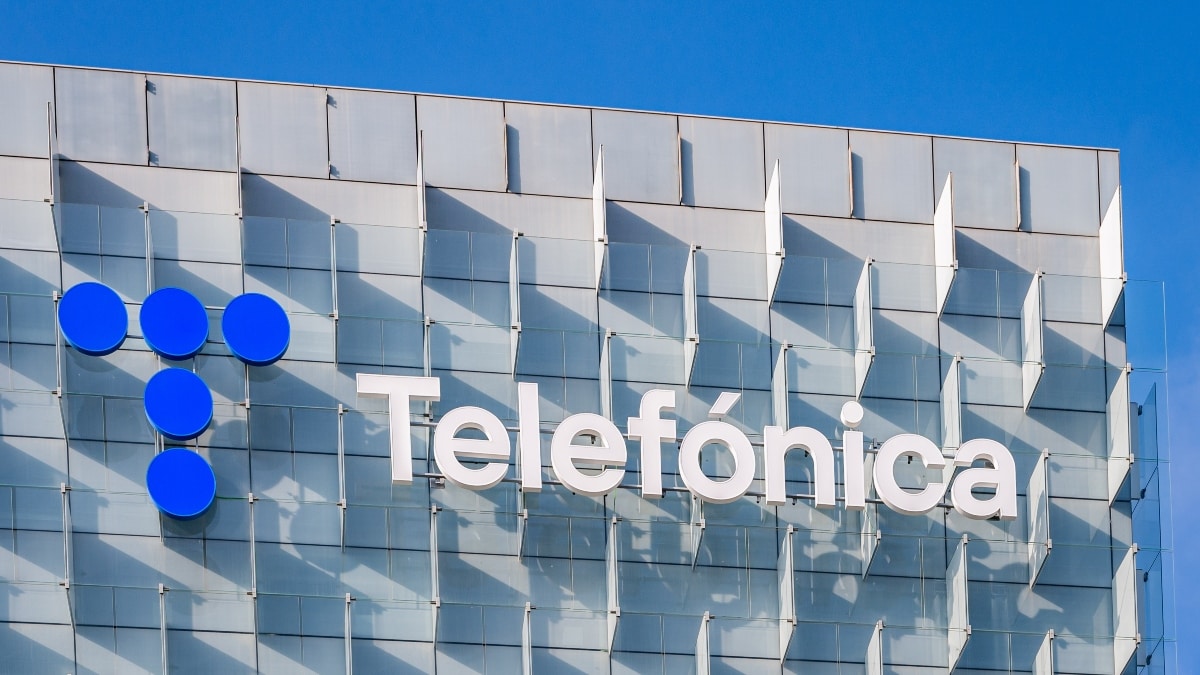 Telefónica gana 1.262 millones de euros hasta septiembre con un alza del 2,4% en ingresos