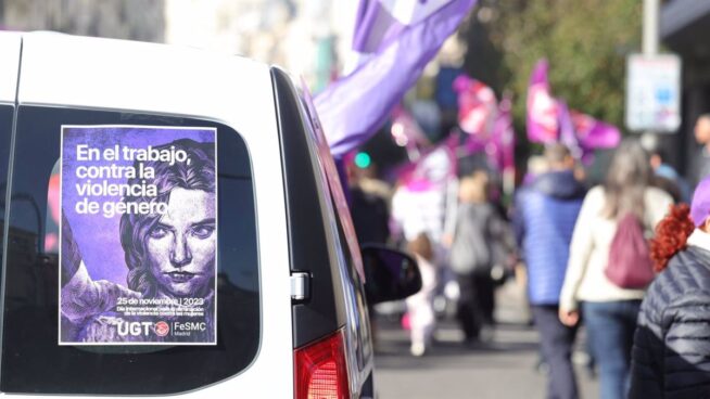 Las feministas piden unidad con lemas por el fin de la prostitución y contra la Ley Trans