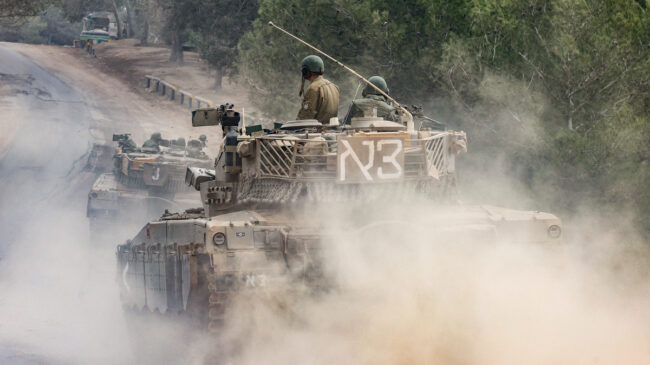 El Ejército israelí inicia la tercera fase de su ofensiva en Gaza tras entrar en el sur de la franja