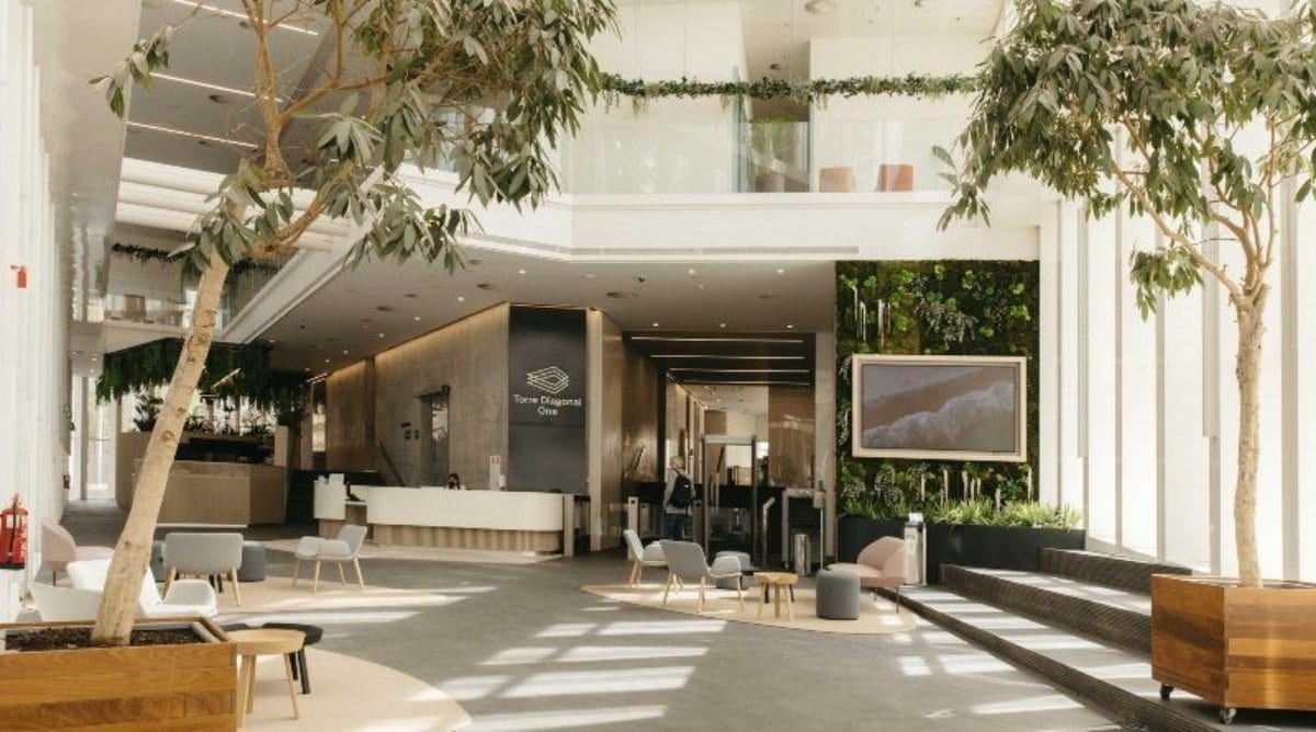 
Espacios preparados para la vuelta parcial a la oficina

