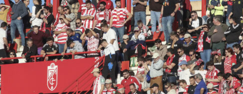 El Granada-Athletic, suspendido por la muerte de un aficionado que sufrió un paro cardíaco