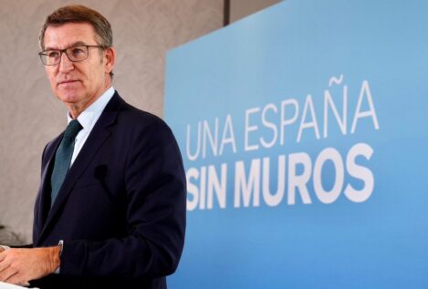 Feijóo critica que «Sánchez ha llevado al PSOE fuera del constitucionalismo y la dignidad»
