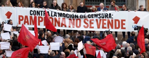 Máxima tensión en Pamplona: simpatizantes de UPN y Bildu coincidirán antes de la censura