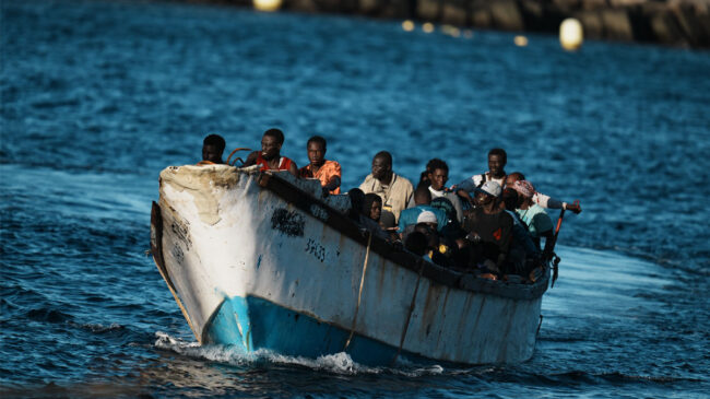 La UE acuerda el pacto sobre migración y asilo con mayor control en las fronteras