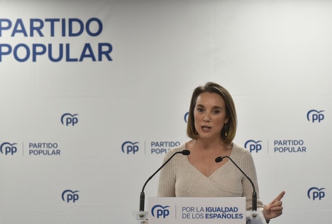 El PP ve una nueva «humillación» la reunión entre Sánchez y Puigdemont