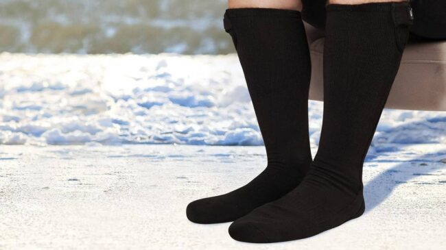 Mantén tus pies calentitos durante el invierno con los mejores calcetines calefactables