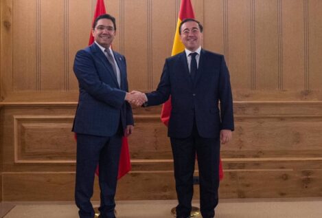 Albares enviará a un diplomático de embajador a Marruecos tras la polémica con los políticos