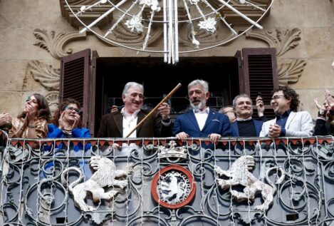 Bildu se hace con la Alcaldía de Pamplona en una moción de censura apoyada por el PSOE