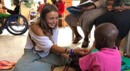 La ONG de María Galán pide apoyo a las compañías del Ibex-35 para Babies Uganda