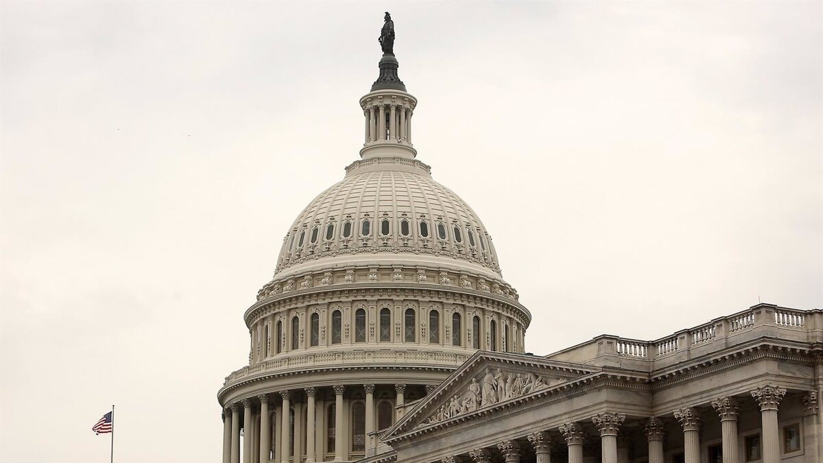 Los republicanos del Senado de EEUU rechazan más ayuda militar a Ucrania e Israel