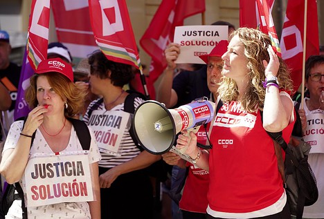 CCOO convoca una protesta contra Bolaños y desata un cisma sindical en Justicia