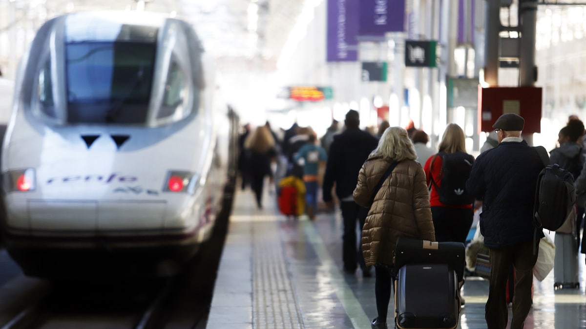 Trabajadores de Renfe muestran preocupación por tramos ferroviarios inseguros en Andalucía