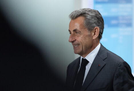 Sarkozy afea la actitud de otros presidentes de Francia hacia España y su «pasividad» con ETA