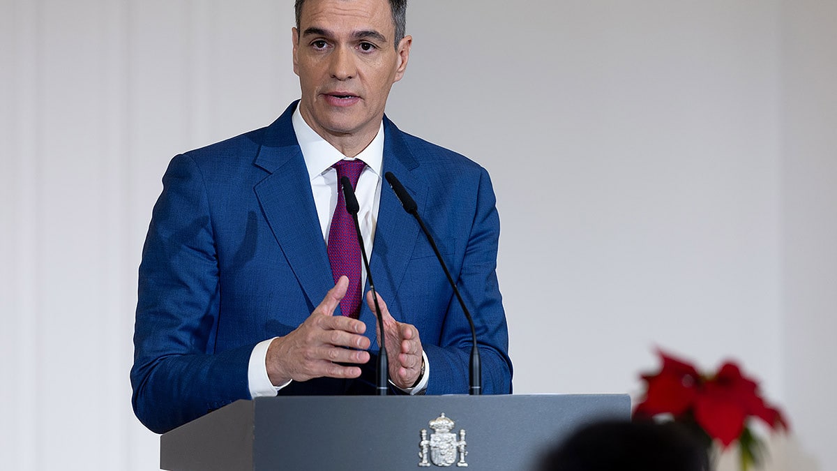 Pedro Sánchez anuncia ayudas sociales y hace balance del año