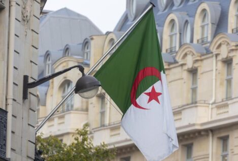 El nuevo embajador de Argelia llegó a Madrid el mismo día de la visita de Albares a Marruecos