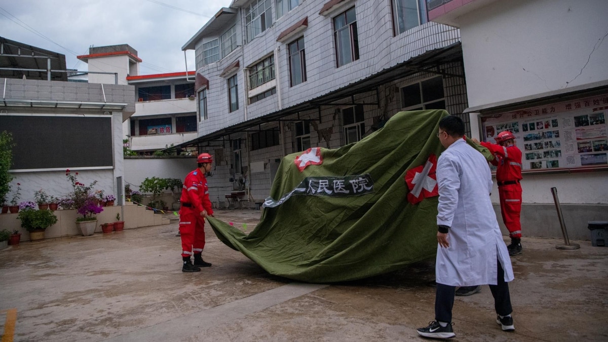 Un terremoto de magnitud 6,2 en el noroeste de China deja 118 muertos y 200 heridos