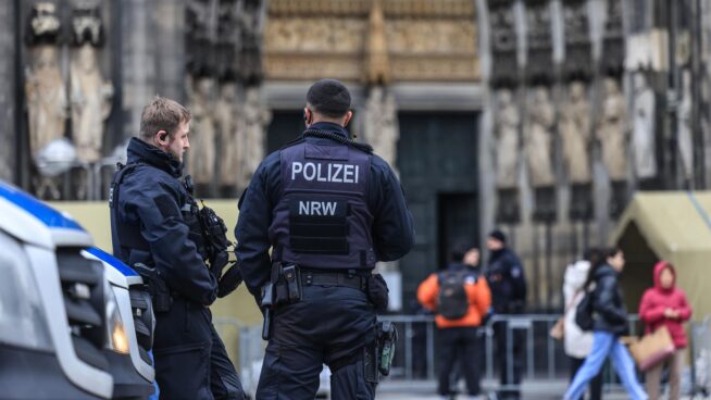 Tres arrestados por un ataque islamista planeado contra la catedral de Colonia