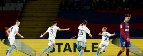 El Girona va muy en serio: baño al Barça para colocarse primero en LaLiga