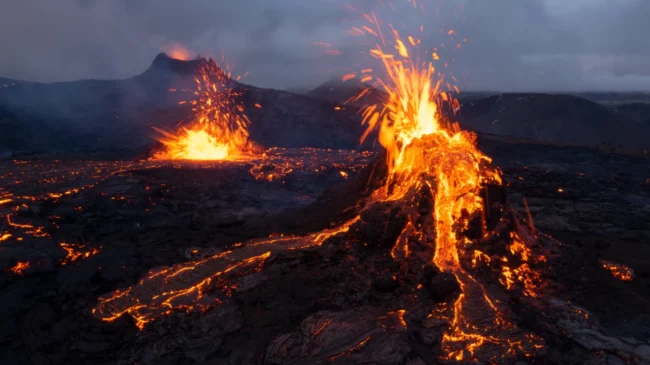 La erupción del volcán Fagradalsfjall en Islandia: ¿está segura Reykjavík?