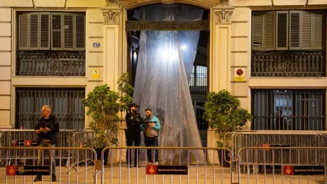 El sindicato mayoritario de la Policía impugna convertir la jefatura de Cataluña en un memorial