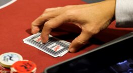 La presidenta de una asociación de mujeres pierde al póker miles de euros de la agrupación